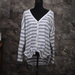 2x Junior Plus M Fasis long sleeve top